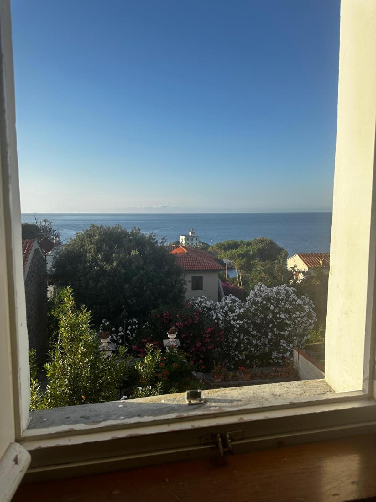 Villa Maison Des Amis à Île de Île de Capraia Extérieur photo